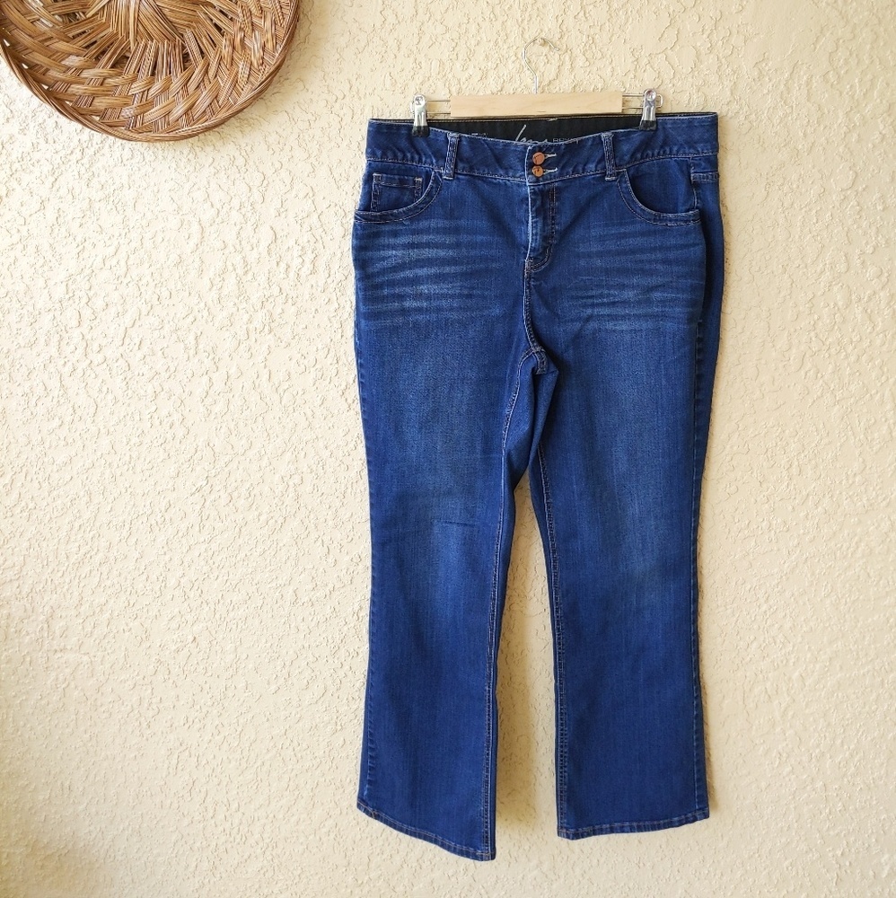 Lane Bryant bootcut tighter tummy technology